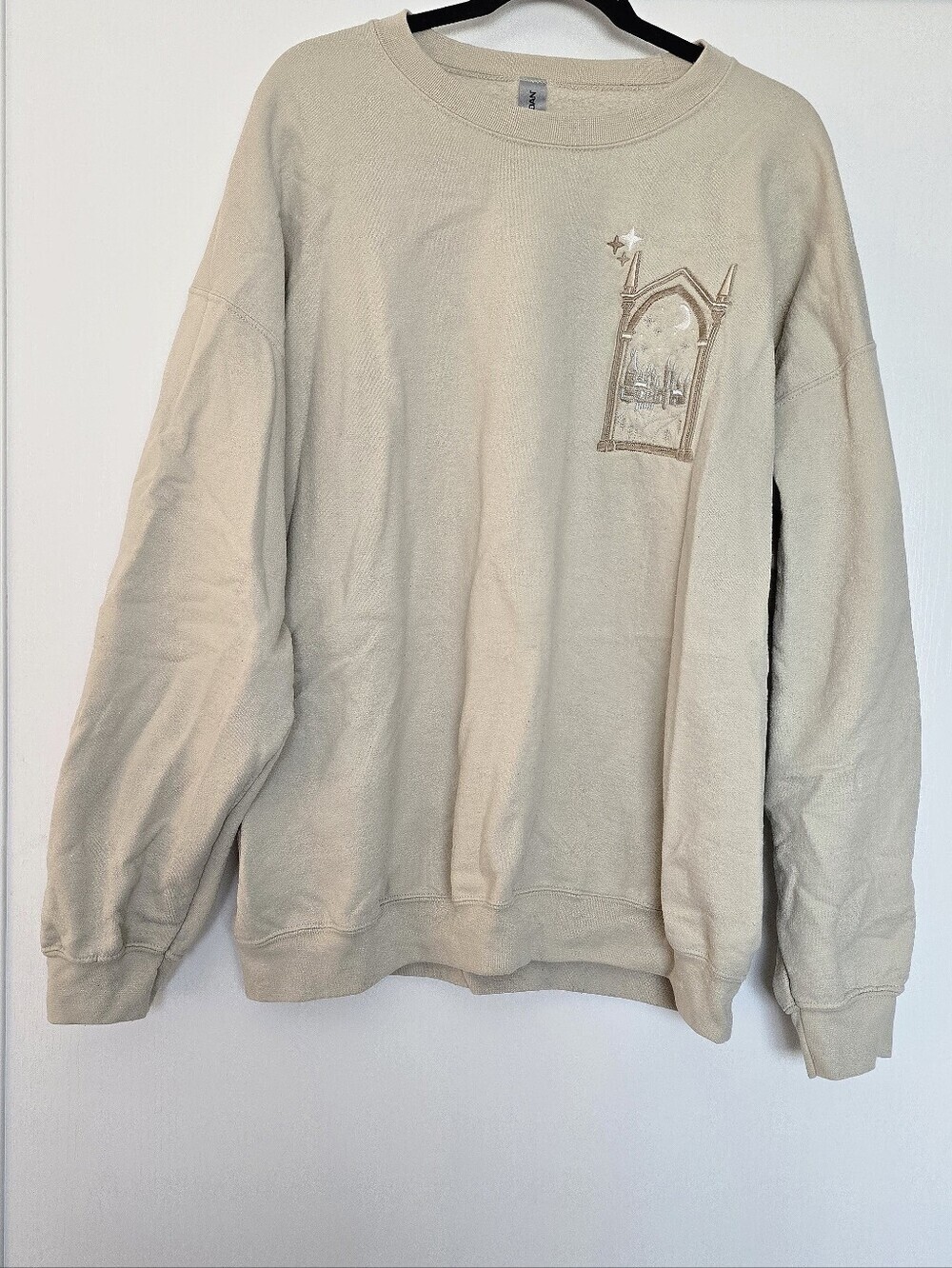 Gildan - (Plus-Size) Harry Potter Castle Embroidered Crewneck Pullover Sweater